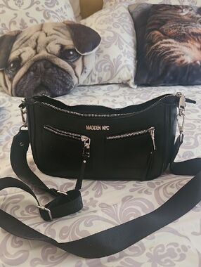 Madden NYC Black Purse Over Shoulder Silver & Black Med Size Zippers Silver